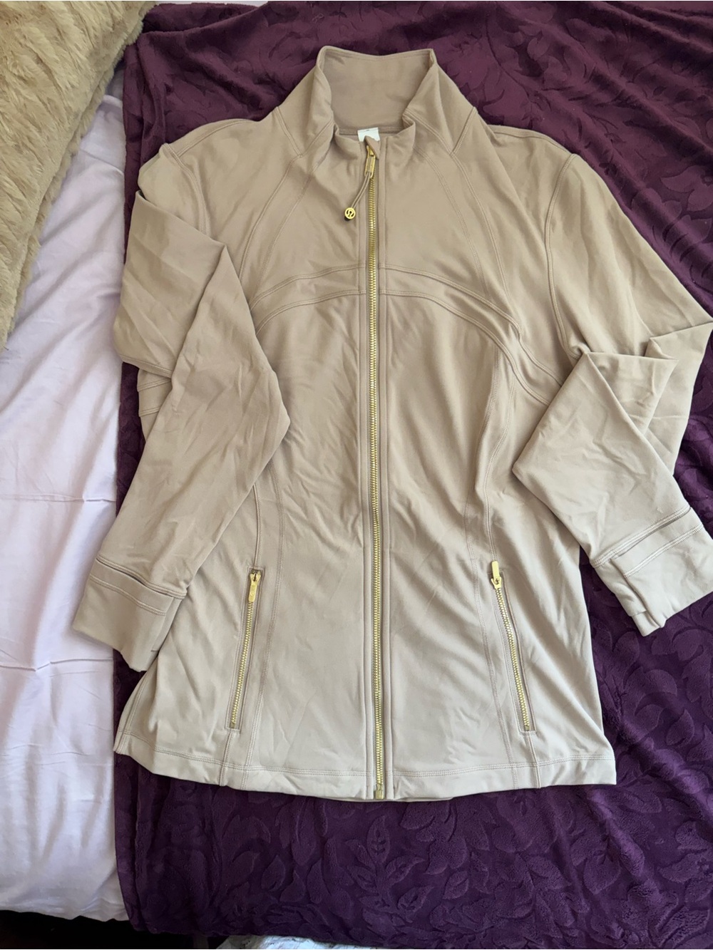 Lululemon Define Jacket Nulu Size 12 NUTMEG Beige Taupe Gold Hardware Full Zip